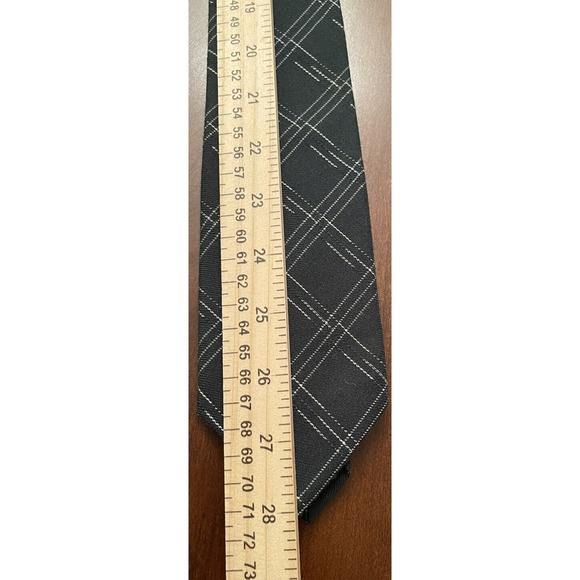 Ties.com Hand Made Men’s Neck Tie - Picture 5 of 7